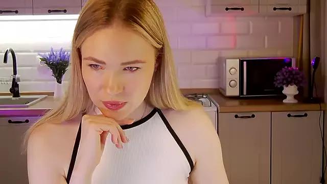 Veronika_Mitchel from StripChat is Freechat