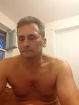 Viause_Kentauelle from StripChat is Freechat