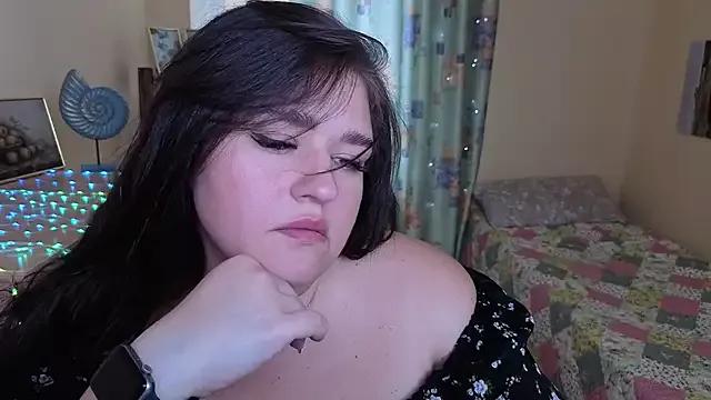 Vicky_Violet from StripChat is Freechat