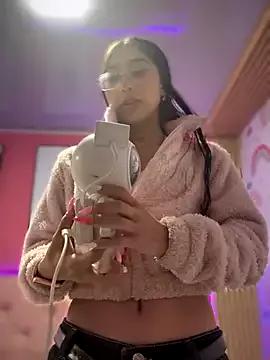 Violeet_Smith from StripChat is Freechat