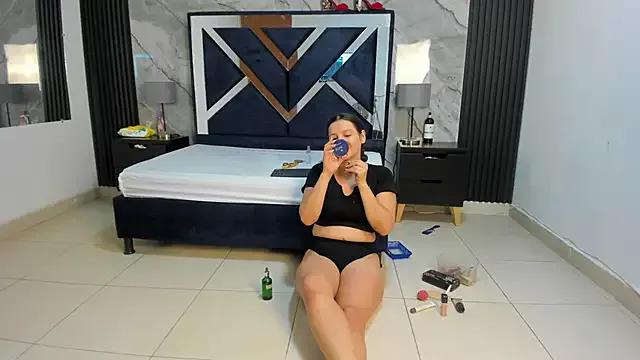 Check-out our cam rooms range and converse on a personal level with our delicious livecams streamers, showing off their spicy curves and toys.