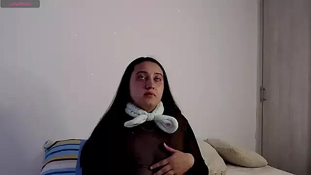Violett_Vixxxen from StripChat is Freechat