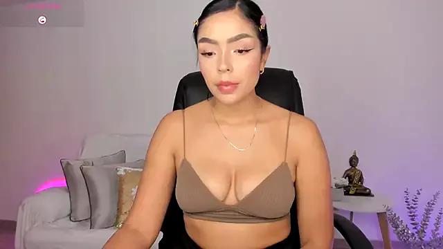 violettaa18 from StripChat is Freechat