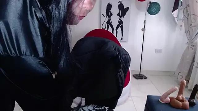 Check-out our cam rooms range and converse on a personal level with our delicious livecams streamers, showing off their spicy curves and toys.