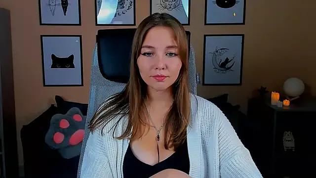 VivianGutierrez from StripChat is Freechat