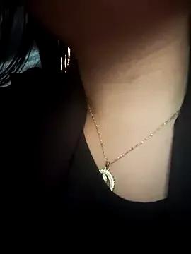 Viviene_Price from StripChat is Freechat