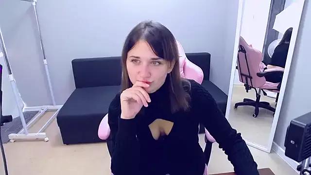 Check-out our cam rooms range and converse on a personal level with our delicious livecams streamers, showing off their spicy curves and toys.