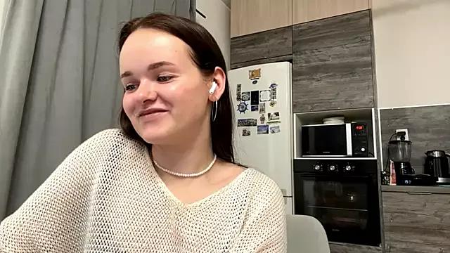 WalterGirlcute from StripChat is Freechat