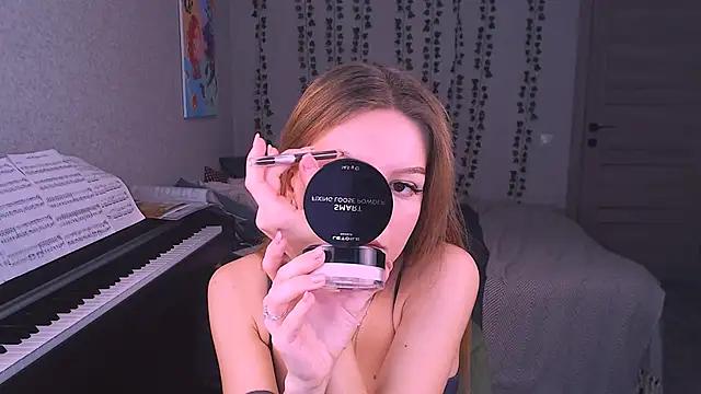 Check-out our cam rooms range and converse on a personal level with our delicious livecams streamers, showing off their spicy curves and toys.