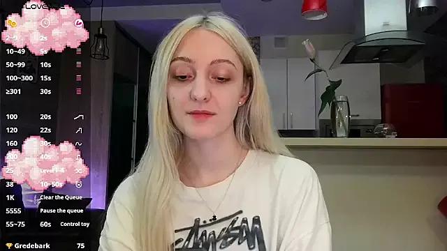 white_liillyy from StripChat is Freechat