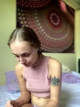 White_mistress from StripChat is Freechat
