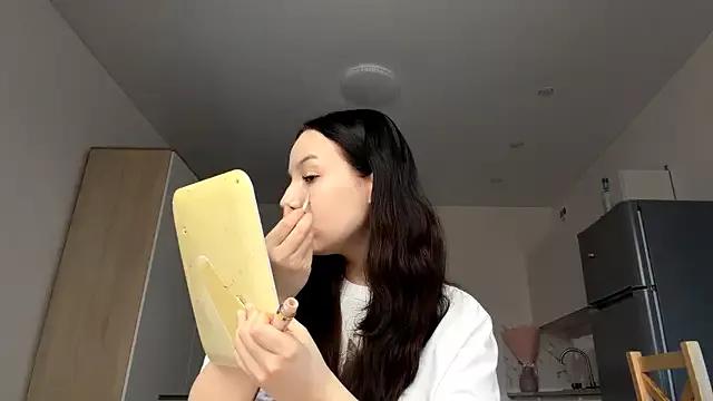 WhiteNoiseJoy from StripChat is Freechat