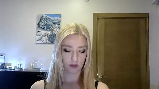 Wild_Silk_Desire from StripChat is Freechat