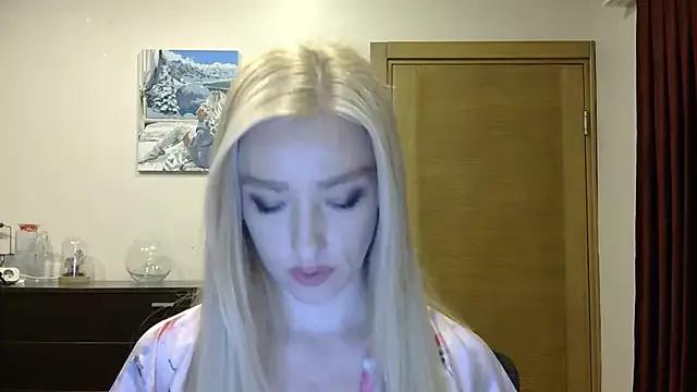 Wild_Silk_Desire from StripChat is Freechat