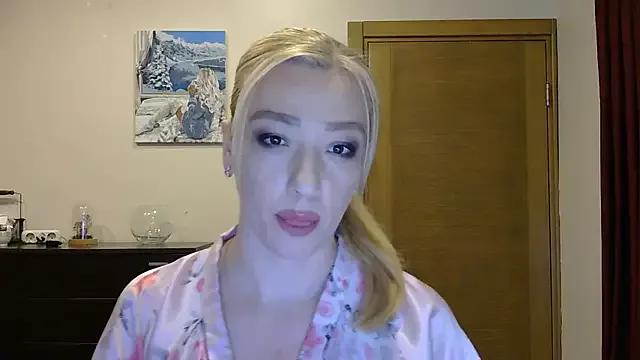 Wild_Silk_Desire from StripChat is Freechat