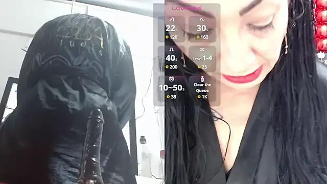 wildblackhair_1 from StripChat is Freechat