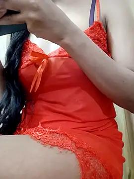 wildlkitten from StripChat is Freechat