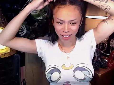 WILDROXIE from StripChat is Freechat
