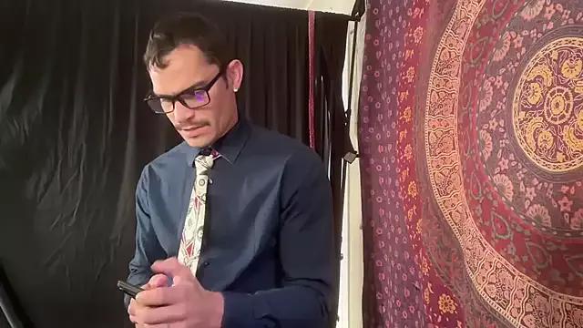 wolfblazer5 from StripChat is Freechat