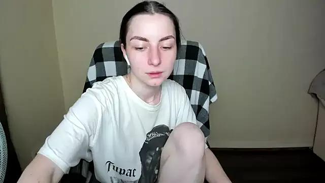 WoowSara from StripChat is Freechat