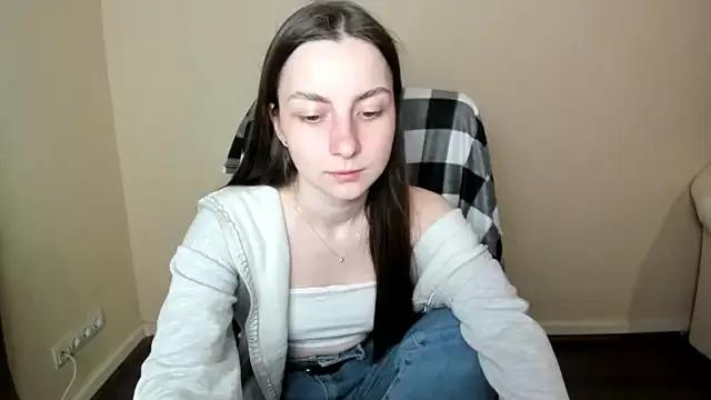 WoowSara from StripChat is Freechat