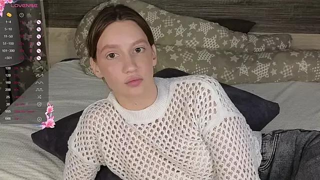 Wow_jessie from StripChat is Freechat