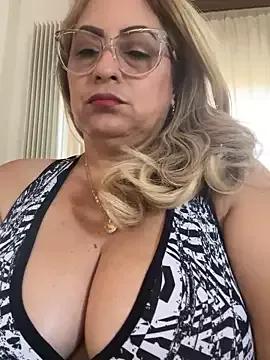 x_elena_x from StripChat is Freechat