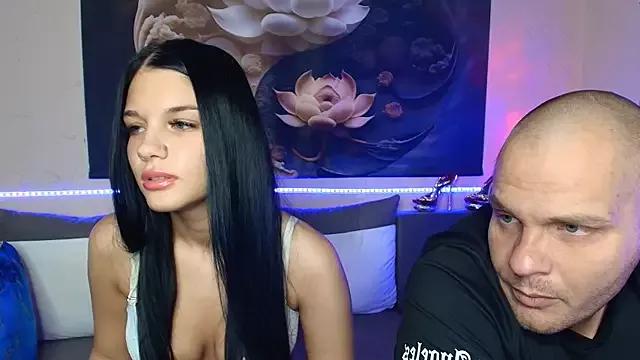 xDeepInLovexx from StripChat is Freechat