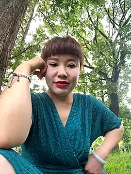 Xinlan-Asia from StripChat is Freechat