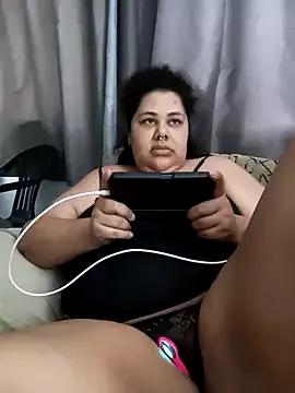 xlatinastar from StripChat is Freechat