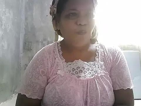 xxbernxxx from StripChat is Freechat