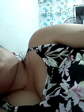 XXLorie_02 from StripChat is Freechat