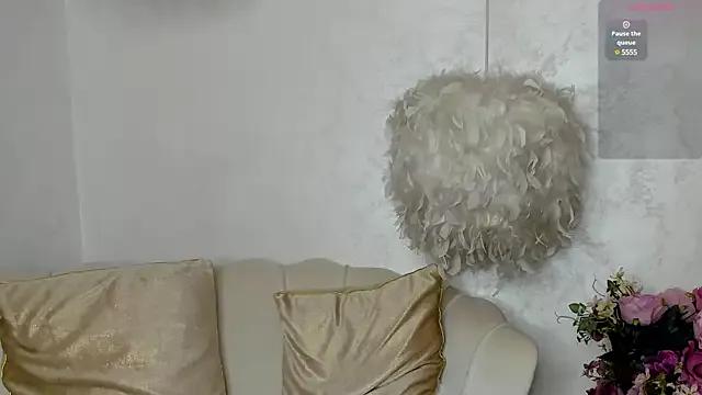 YasminStorm from StripChat is Freechat