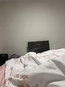 yawill29 from StripChat is Freechat