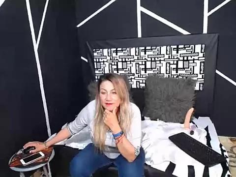 Check-out our cam rooms range and converse on a personal level with our delicious livecams streamers, showing off their spicy curves and toys.