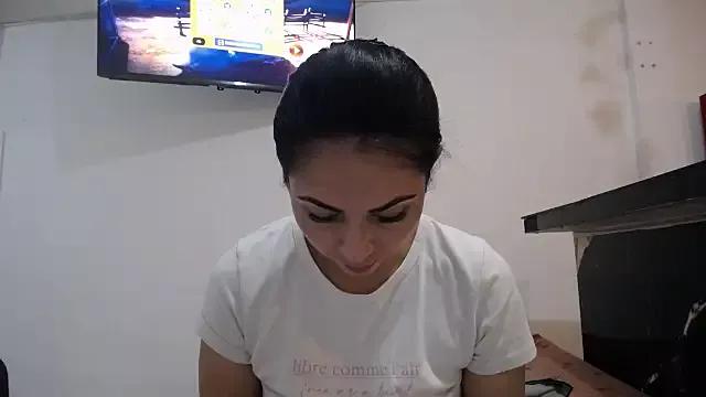 yohacriss from StripChat is Freechat