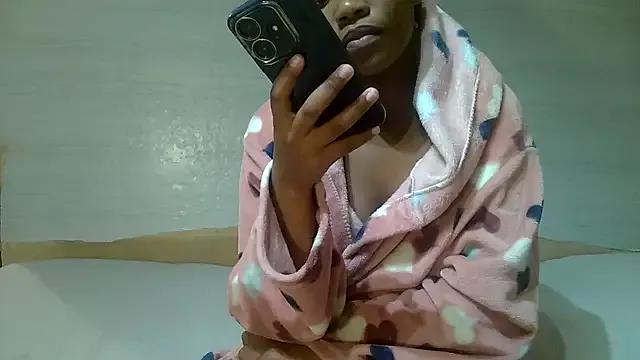 YoungVickyX from StripChat is Freechat