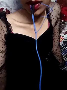 Your-Kittu from StripChat is Freechat