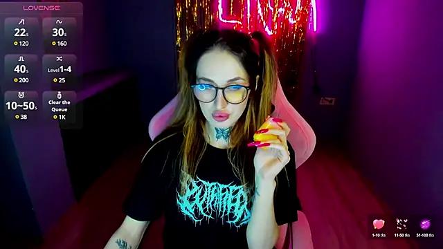 Check-out our cam rooms range and converse on a personal level with our delicious livecams streamers, showing off their spicy curves and toys.