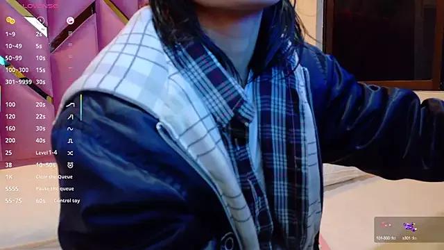 yourcuteneighbourr from StripChat is Freechat