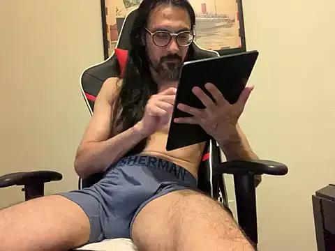 Youreherewithme from StripChat is Freechat