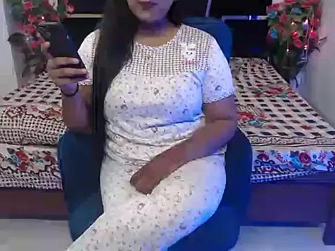 Yours-Mannat from StripChat is Freechat