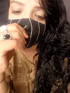 yourtina from StripChat is Freechat