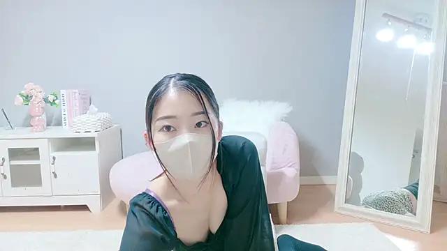 Photos of YUI__JP from StripChat is Freechat