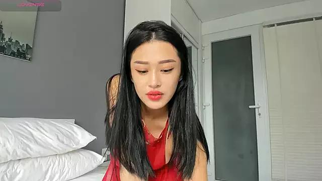 yumisunn from StripChat is Freechat