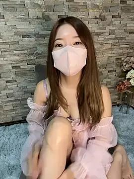 Photos of yuuhichan from StripChat is Group