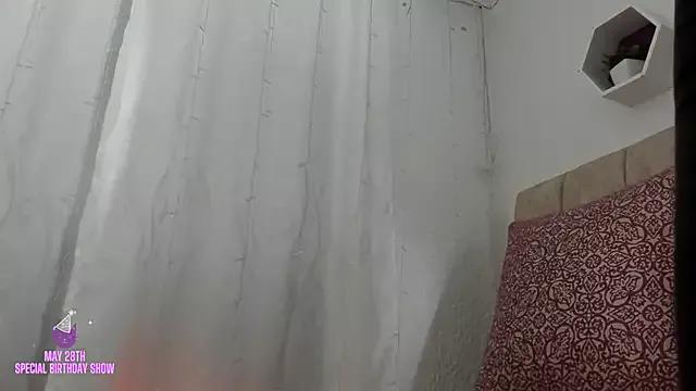 Zara_dulce from StripChat is Freechat