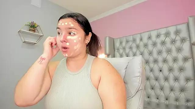 zoe_pretty_ from StripChat is Freechat