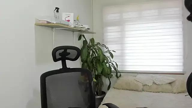 zoe_roze17 from StripChat is Freechat