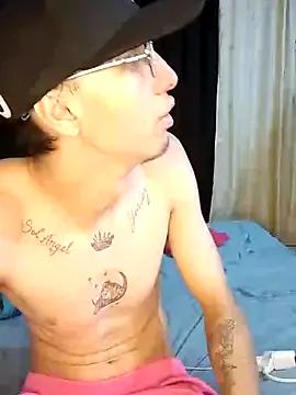 zoeandangel from StripChat is Freechat